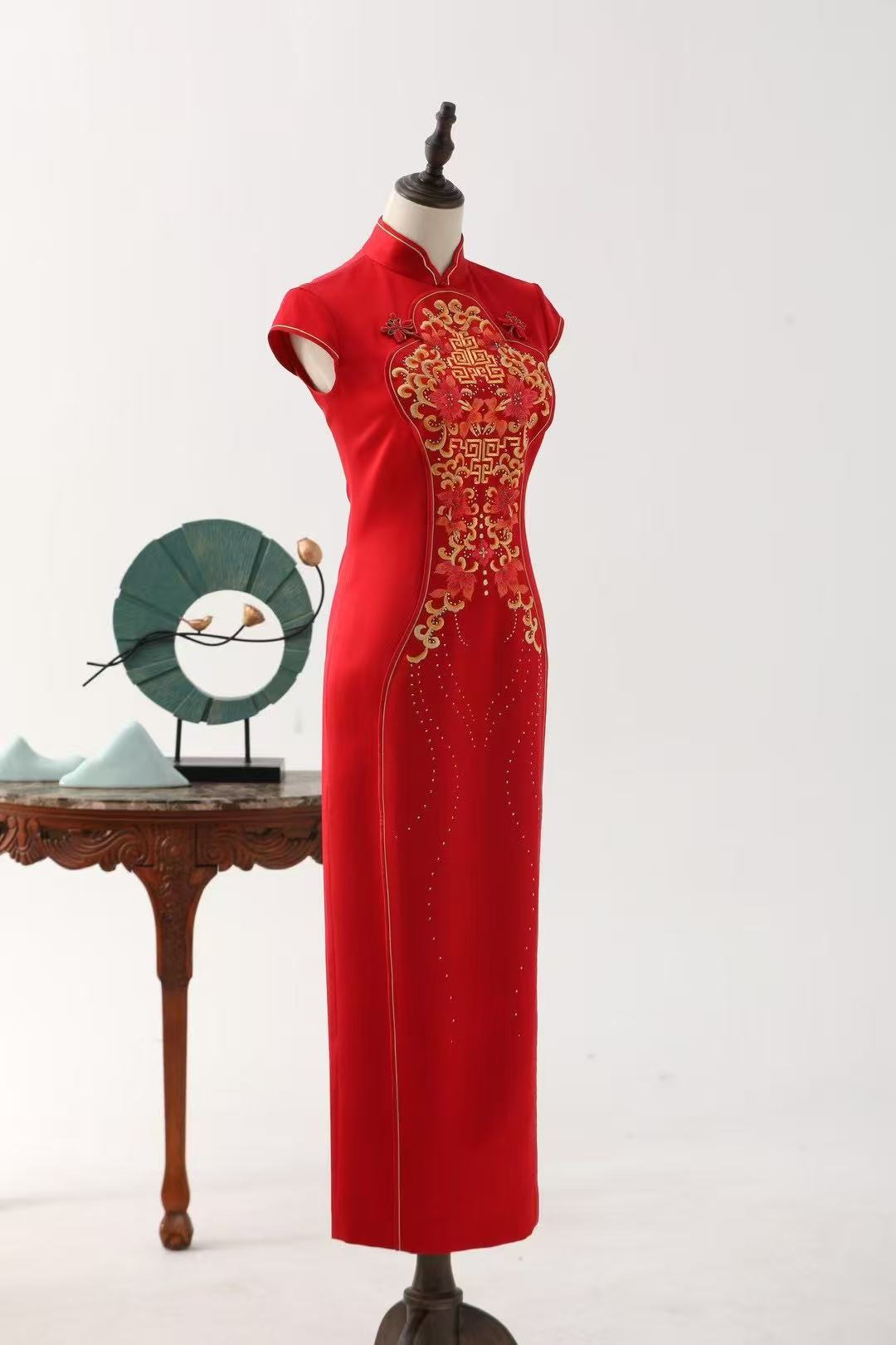 Peony Containing Grace - Velvet Hand-Embroidered Red Peony Qipao